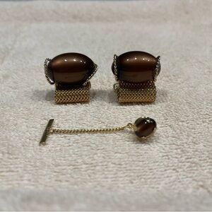 Vintage Men's Cuff Link Set With Tie Clip Gold Tone With Brown Stone